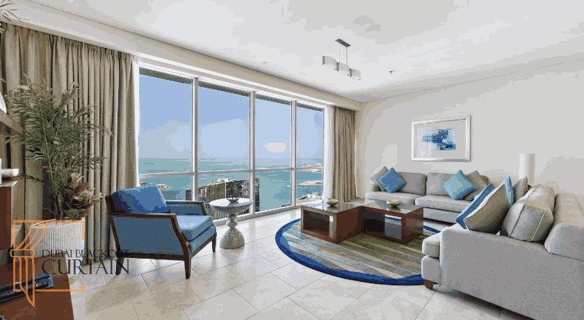 Curtain in JBR