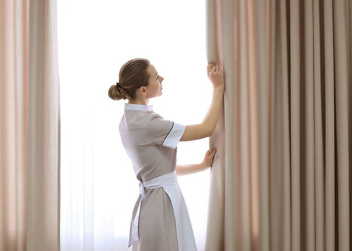 curtain fixing